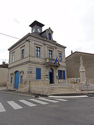 Neuville-sur-Ornain – Veduta