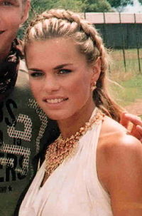 Nicolette van Dam yn 2005, yn 'e film ZOOP in Afrika.