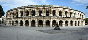 Nîmes: Geschichte, Wappen, Politik