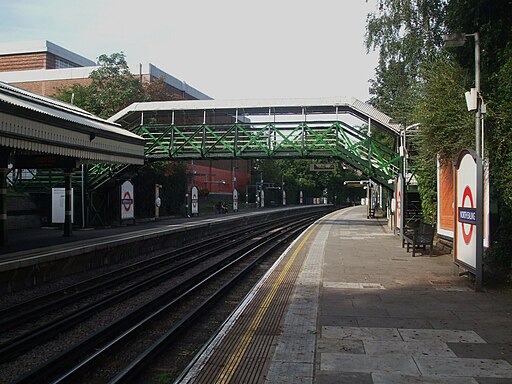 North Ealing stn look west