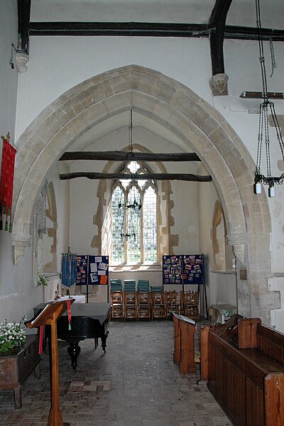 File:Northmoor StDenys SouthTransept.jpg