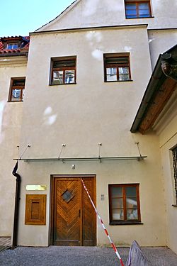 Vstupní část františkánského kláštera v Praze na Novém Městě