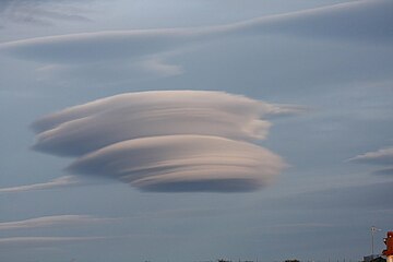 Altocumulus lenticularis