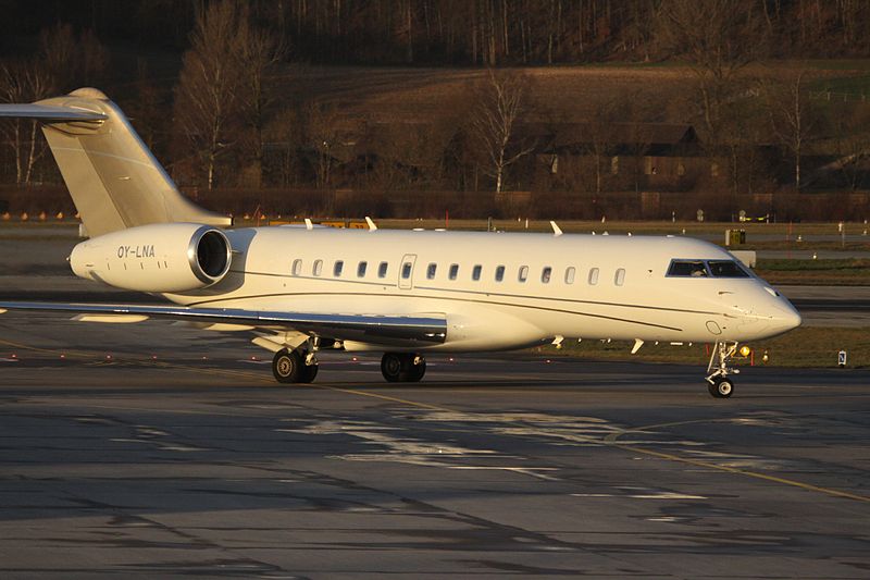 File:OY-LNA Bombardier Global Express (13016898433).jpg