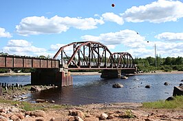 Oude spoorwegbrug