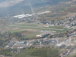 Oliver Airport.jpg