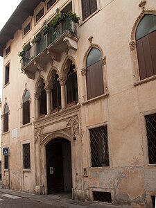 Palais Volpe Cabianca-1.jpg