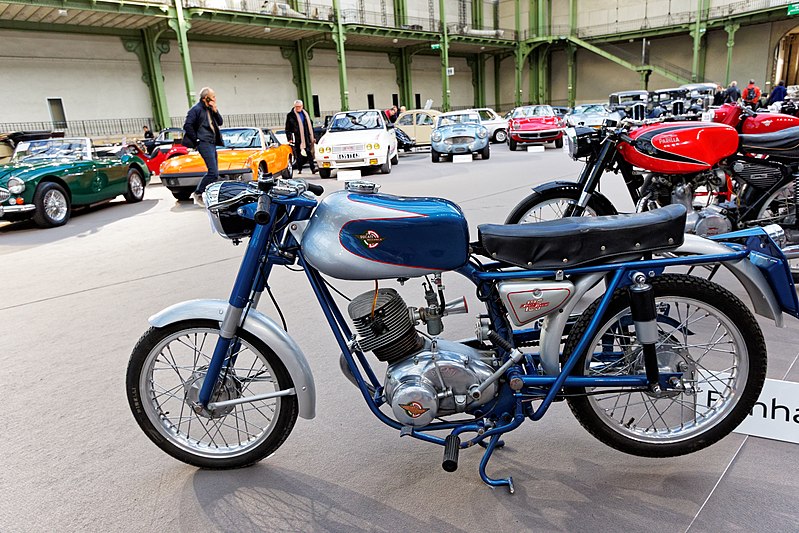 File:Paris - Bonhams 2016 - Ducati 125 cm3 sport special - 1960 - 002.jpg