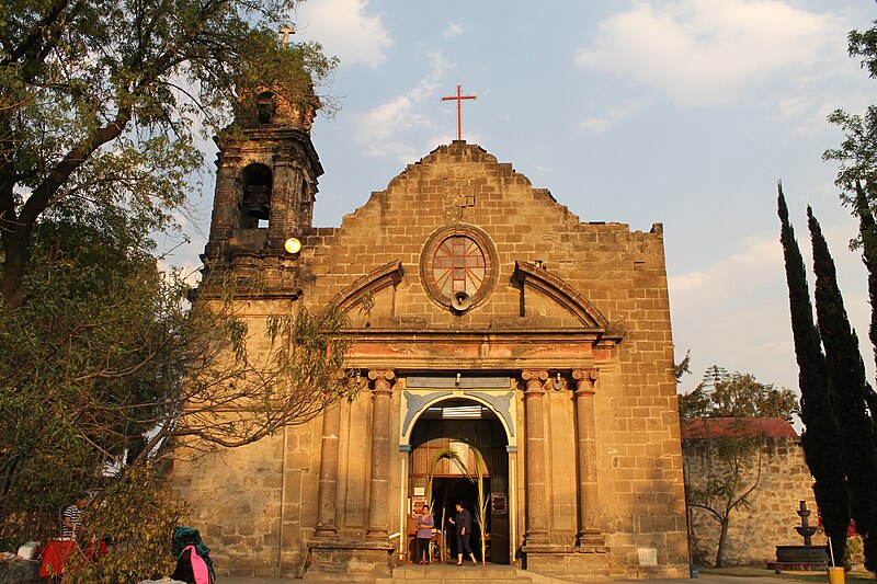 File:Parroquia de San Luis Tolosa en Naucalpan.jpg