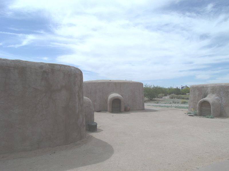 File:Phoenix-Pueblo Grande Ruin-Hohokam Pithouses Replicas.JPG