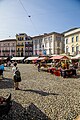 Piazza grande, cuore e punto di riferimento di Locarno. Un luogo d’incontro per gli ospiti e per la gente del posto, dove hanno luogo tanti grandi eventi.