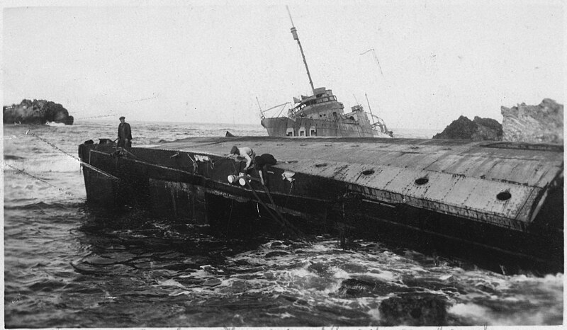 File:Point Honda shipwreck site September 8, 1923, Santa Barbara Co., California. Section 2, U.S.S. Woodbury on beach. - NARA - 295445.jpg