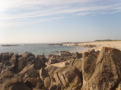 Rocks in Quião Beach (near the "flirting area")