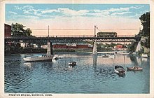 A Norwich and Westerly trolley in 1917, during its control by the Shore Line Preston bridge.jpg