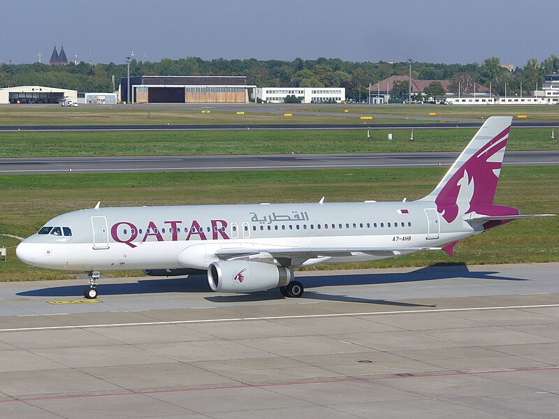 File:Qatar Airways A320-232 (A7-AHB) at Berlin Tegel Airport.jpg