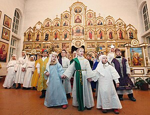 English: All-night vigil on Christmas Eve at St.Andrews Church in the town of Fokino Русский: Всенощное бдение в канун Рождества Христова в Храме Святого апостола Андрея Первозванного