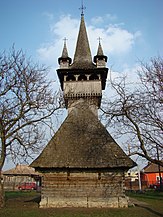 Biserica de lemn adusă de la Văleni