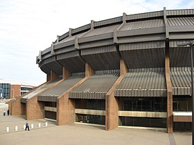 Richmond Coliseum.jpg