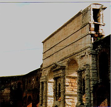 Archivo:Rome.Porta_Maggiore.jpg