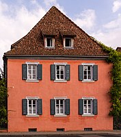 Rank: 27 Former schoolhouse, stately late baroque hip roof building, placescape formative, designated 1729