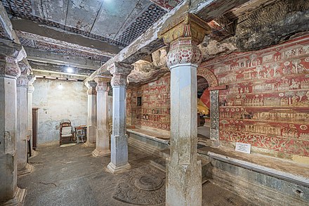 Degaldoruwa Temple interior