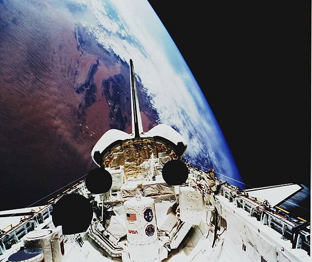 Components of the ATLAS-1 laboratory in the payload bay of Atlantis