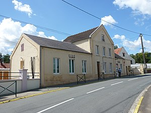 Saint-Martin-d'Hardinghem (Pas-de-Calais, Fr) mairie et école.JPG
