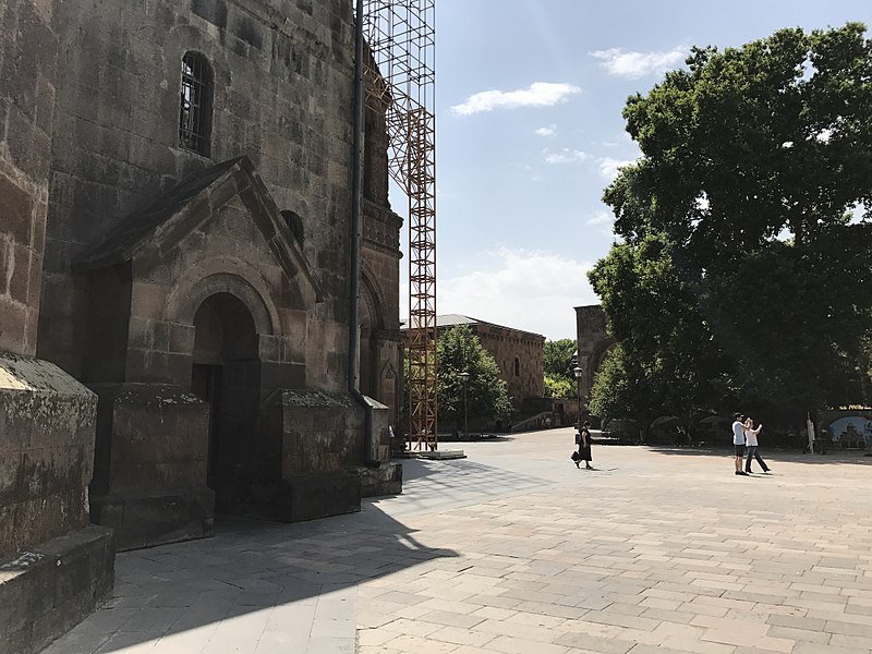 File:Saint-Siège d'Etchmiadzin 2017 - 23.JPG