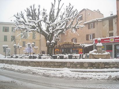 Comment aller à Saint-Vallier-De-Thiey en transport en commun - A propos de cet endroit