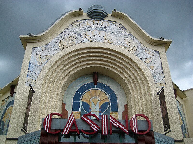 File:Saintaubinsurmer casino.jpg