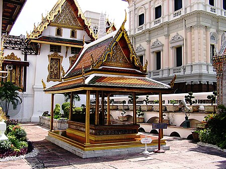 พระที่นั่งสนามจันทร์