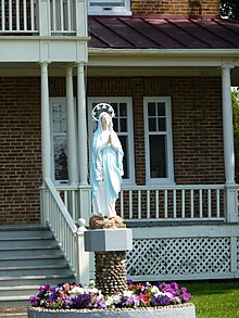 Sayabec-Statue de la Sainte Vierge.JPG
