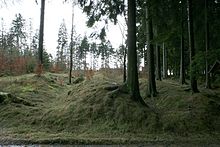Wegesperre: mittelalterliche Landwehr; Erdwälle oberhalb von Schanze