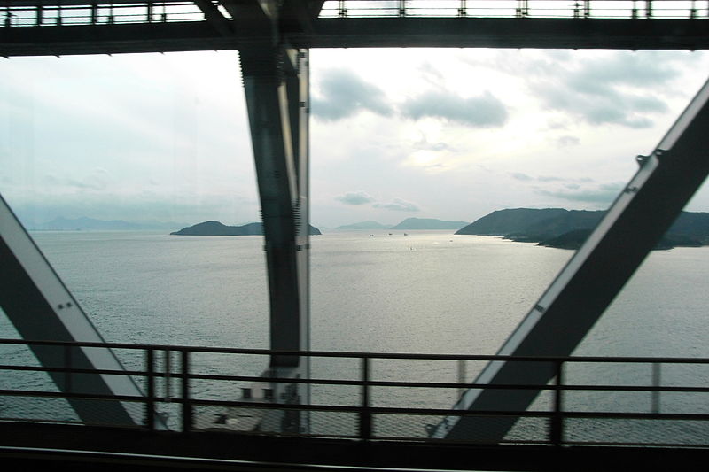 File:Seto ohasi 瀬戸大橋 (2147816959).jpg