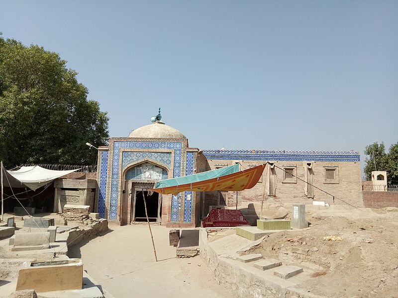 File:Shrine of Hazrat Jalaluddin Bukhari outside.jpg