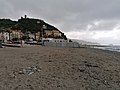 Spiaggia dei Pescatori, Noli, costa di Ponente verso Bergeggi, isola di Bergeggi e mar Ligure con nuvole dopo una pioggia visti dalla Spiaggia dei Pescatori - Noli.jpg