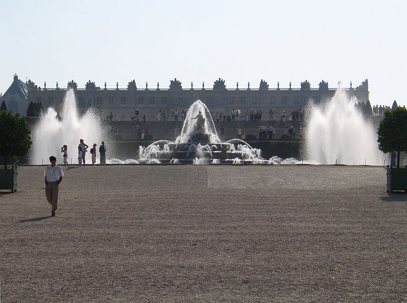 صورة:Springbrunnen Versailles.jpg