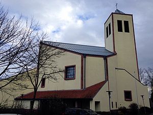 Mainz-Lerchenberg St. Franziskus: Besonderheiten, Hausherren, Personalia