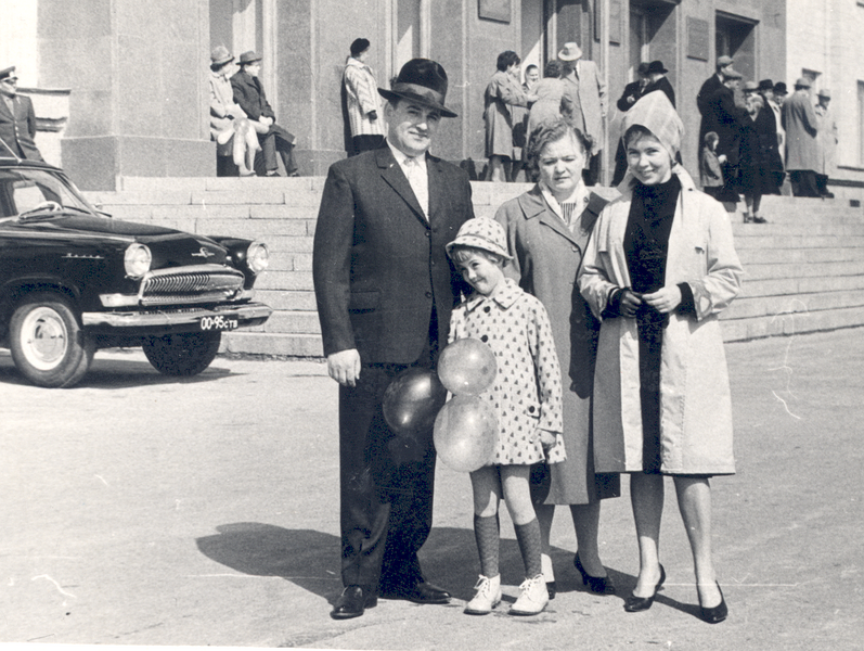 File:Stavropol. Mikhail Gorbachev, his wife and daughter in 1964.png