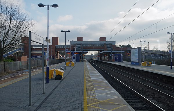 Southbound view of the station from Platform 2 in January 2015, before the construction of platform 5