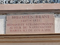 Plaque commémorative Sébastien Brant sur le quai.