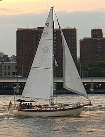 Tayana 37 under the Brooklyn Bridge.jpg