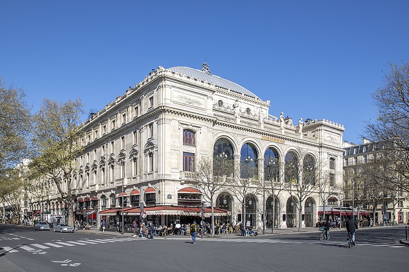 File:Théâtre du Châtelet Façade.jpg