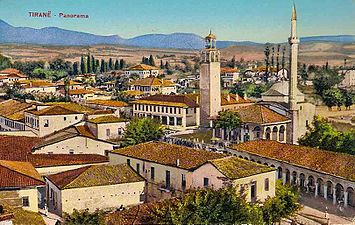 Kulla në qendër të Tiranës, Shqipëri, në një kartolinë të vjetër (rreth vitit 1923)