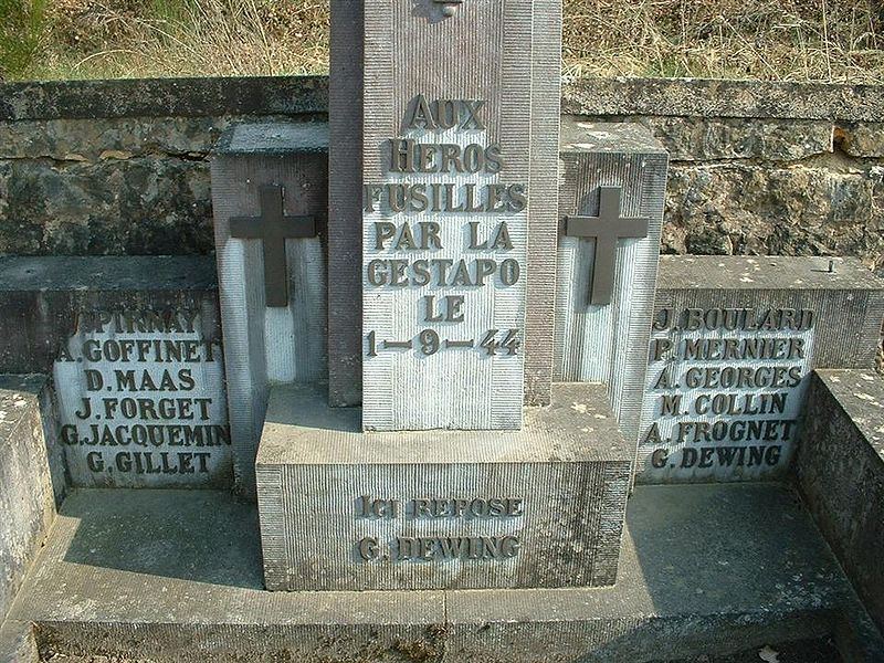 File:Tontelange - Monument Gestapo 1944 - Scripture - Bernard Piette.jpg