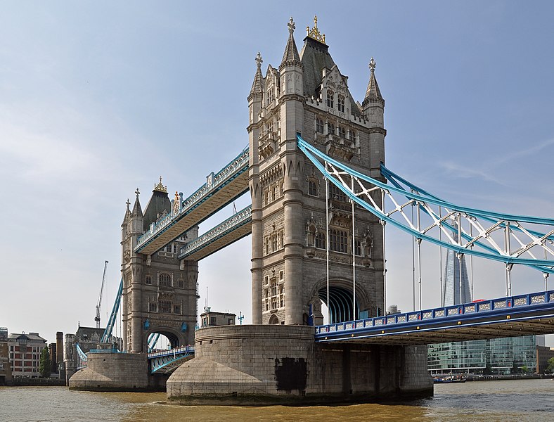 File:Tower Bridge (north side view).jpg