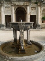 Fontana del Tripode