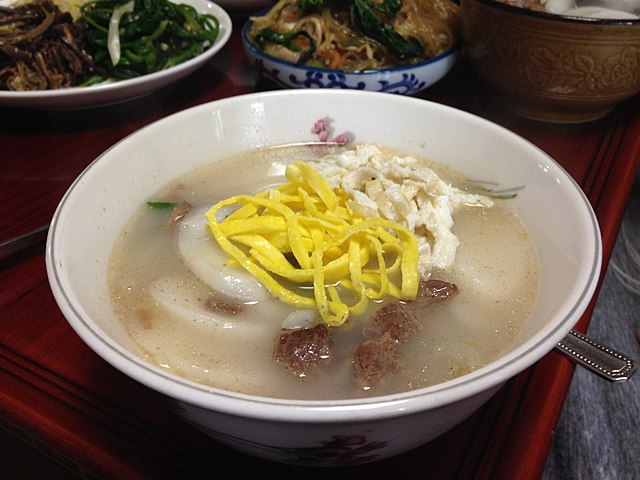 Tteokguk, Korean New Year soup with rice cake