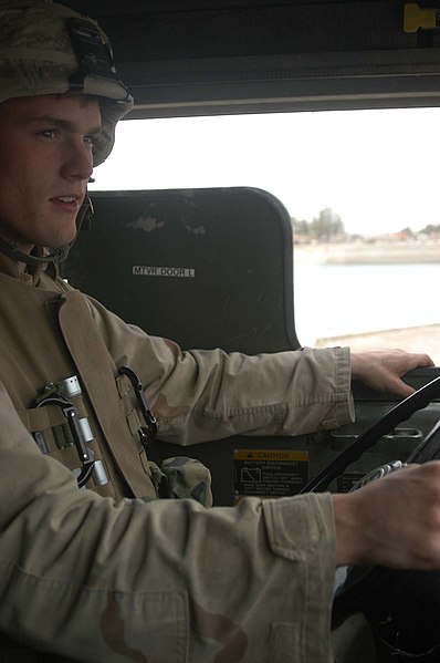 File:USMC-050505-M-0245S-002.jpg