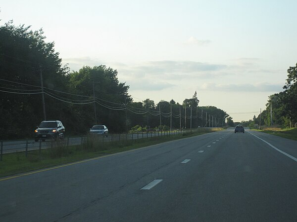 US 1 as a divided highway in North Kingstown